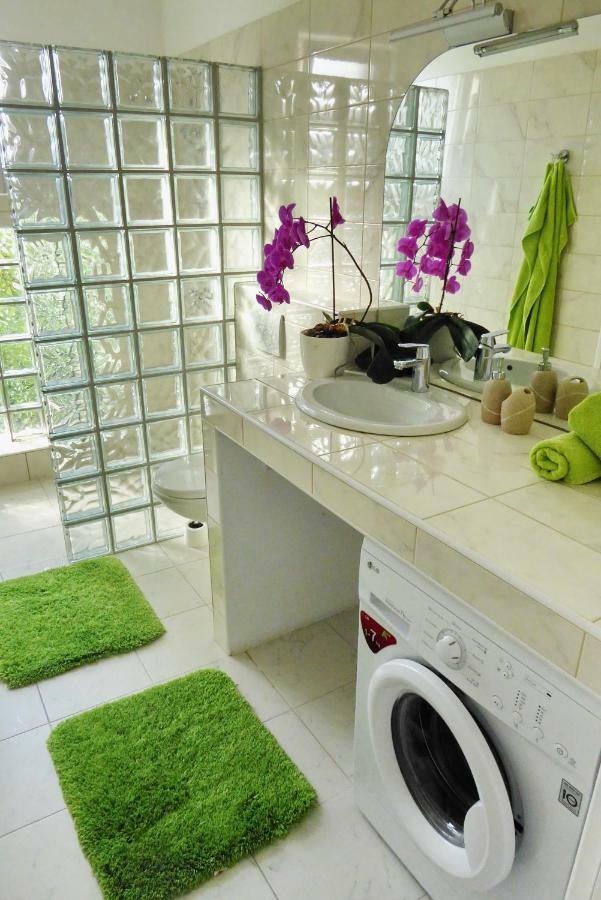Apartments Curicta 1 クルク エクステリア 写真